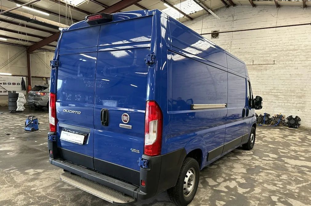 Fiat Ducato L4H2  Fiat Ducato L4H3 CNG