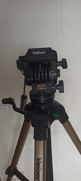 Штатив Velbon CX 686