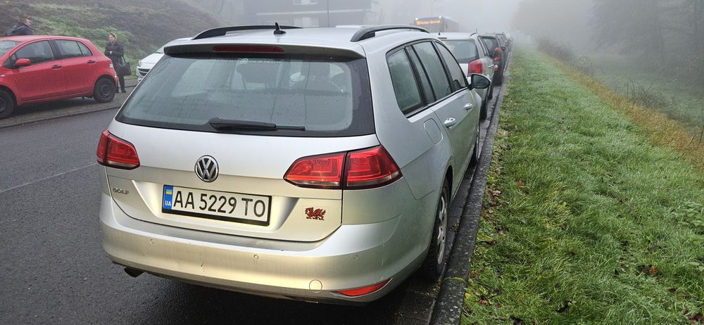 Продам vw golf 7, 1.6 tdi, в багатій комплектації