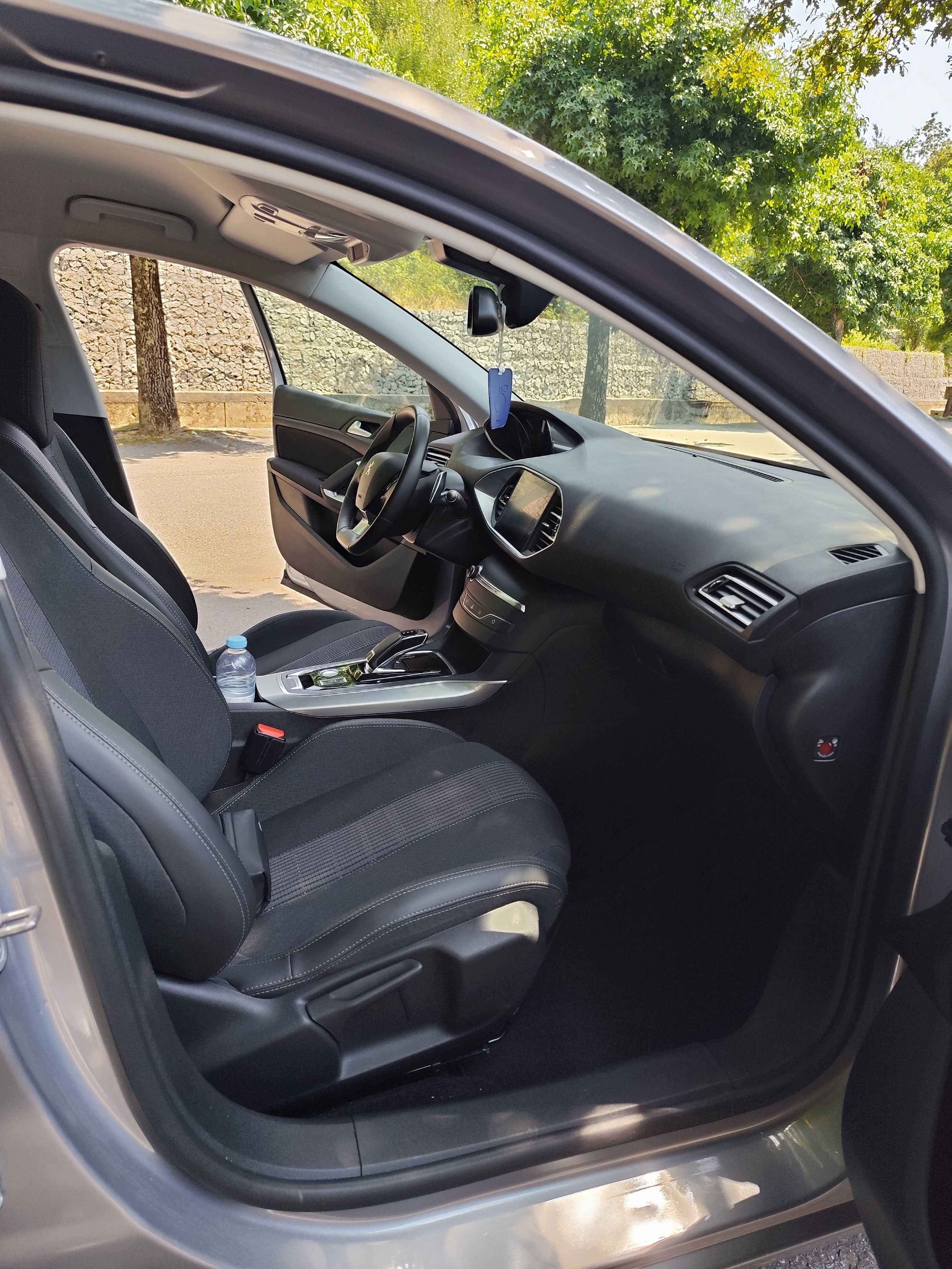 Peugeot 308 Allure GARANTIA INCLUÍDA