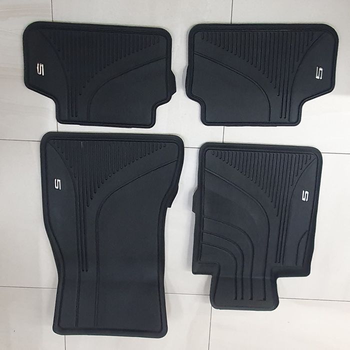 Tapetes Borracha BMW novos