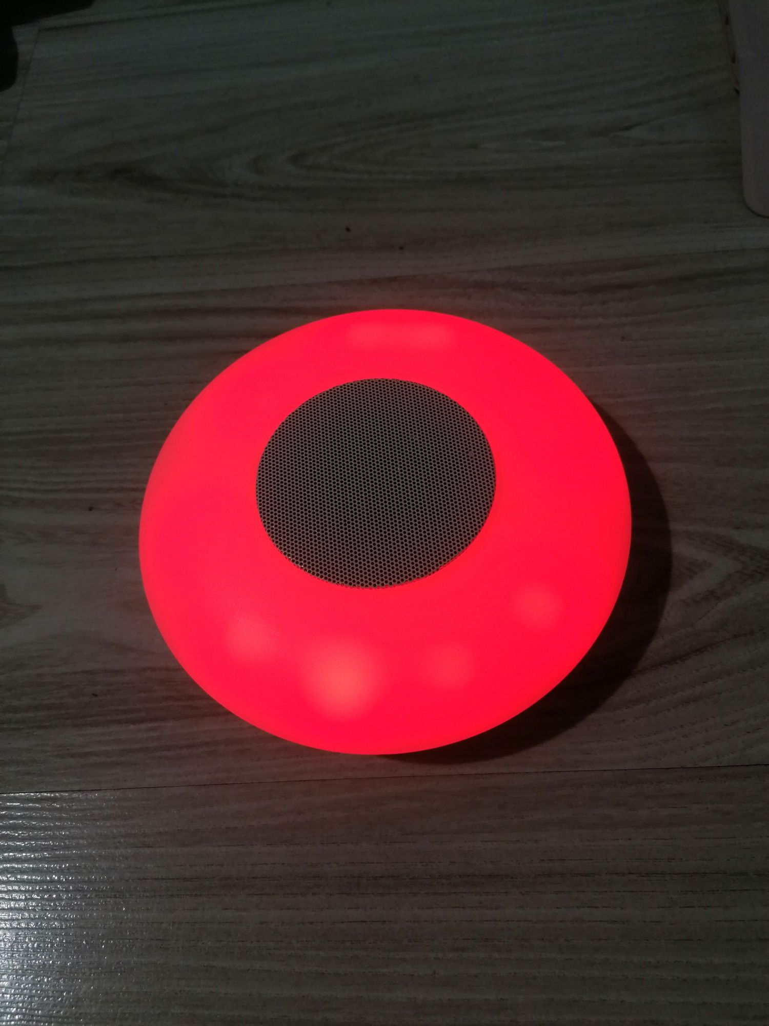 Głośnik bezprzewodowy Bluetooth! Stan bdb. Zmienia kolor!