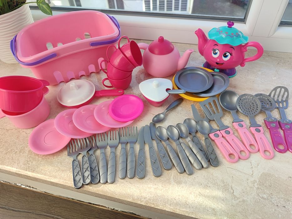 Набір посудка дитяча , чайник інтерактивний -музикальний