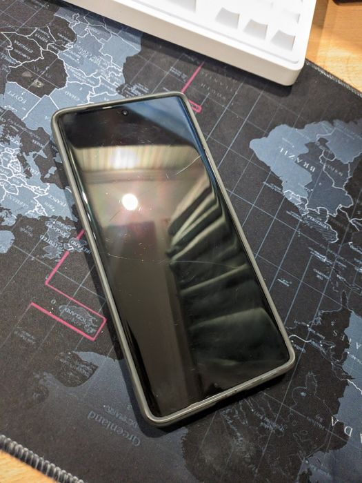 Pixel 7 pro битый Neverlock