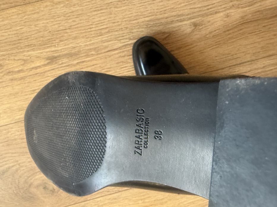 botki Zara ze skarpetą