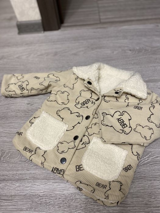 Продам дитячу куртку,і безрукавку в Ідеальному стані!