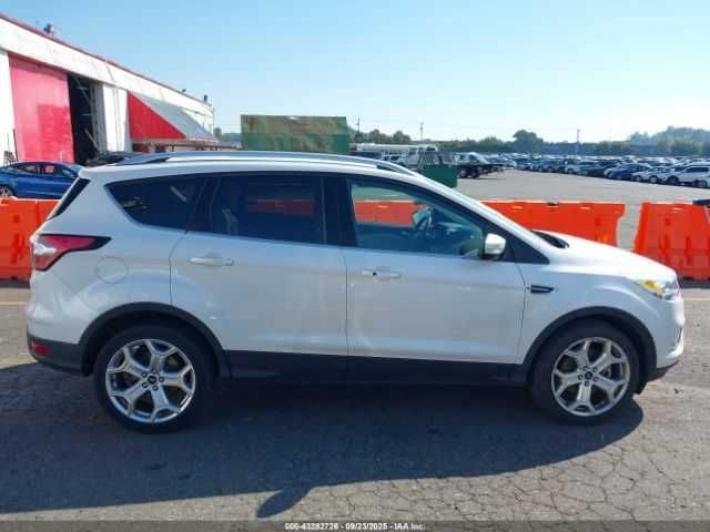 FORD ESCAPE Titanium 2018