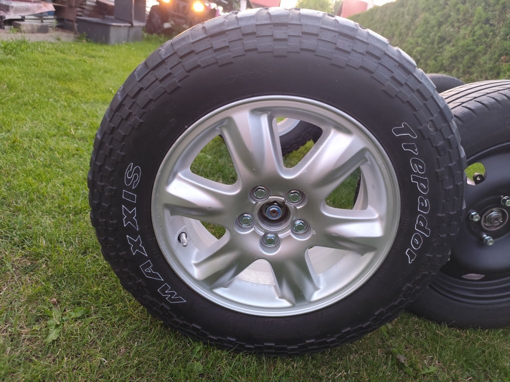 Nowa oś z piastami 4x110  pod wózek