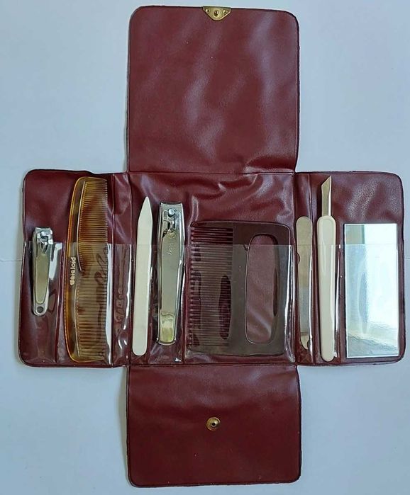 Estojo de Viagem - NOVO.(Unhas, Cabelo, Lima, e Espelho)