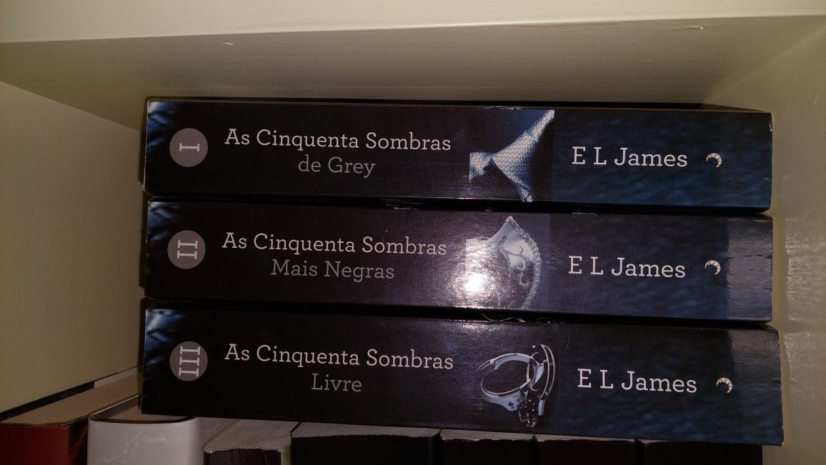 Triologia Livros As Cinquenta Sombras de Grey E. L. James