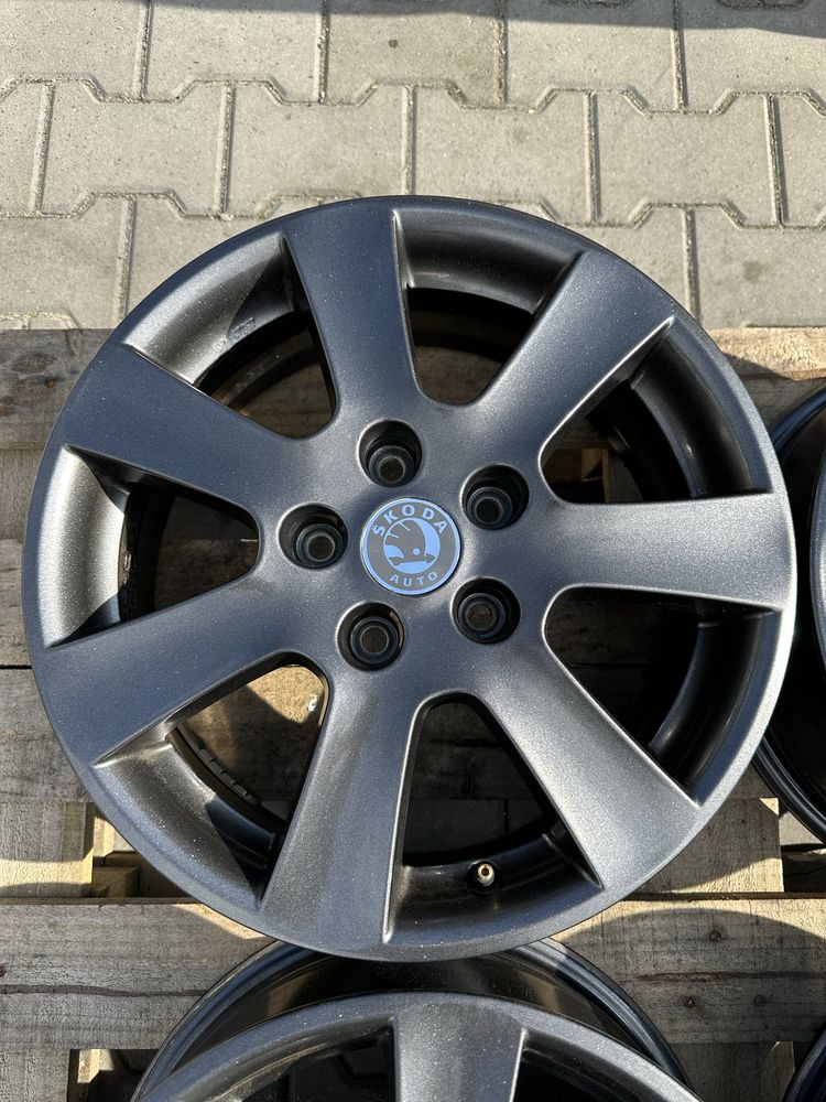 5x112 skoda vw audi 6jx16 et50 jak nowe Borbet