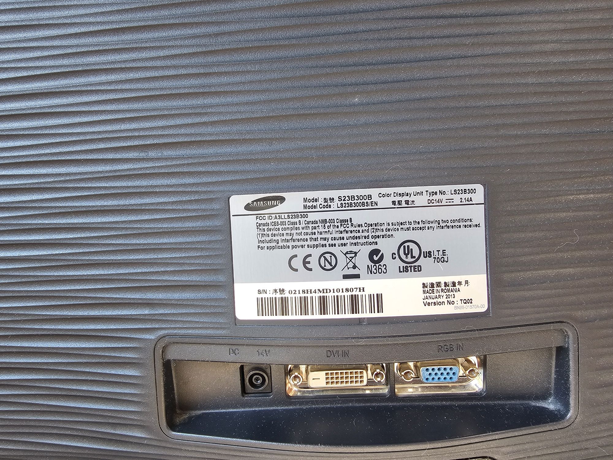 Monitor SAMSUNG S23B300B led