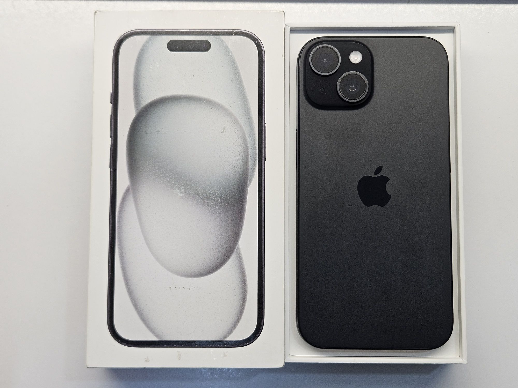 iPhone 15  128gb  100%