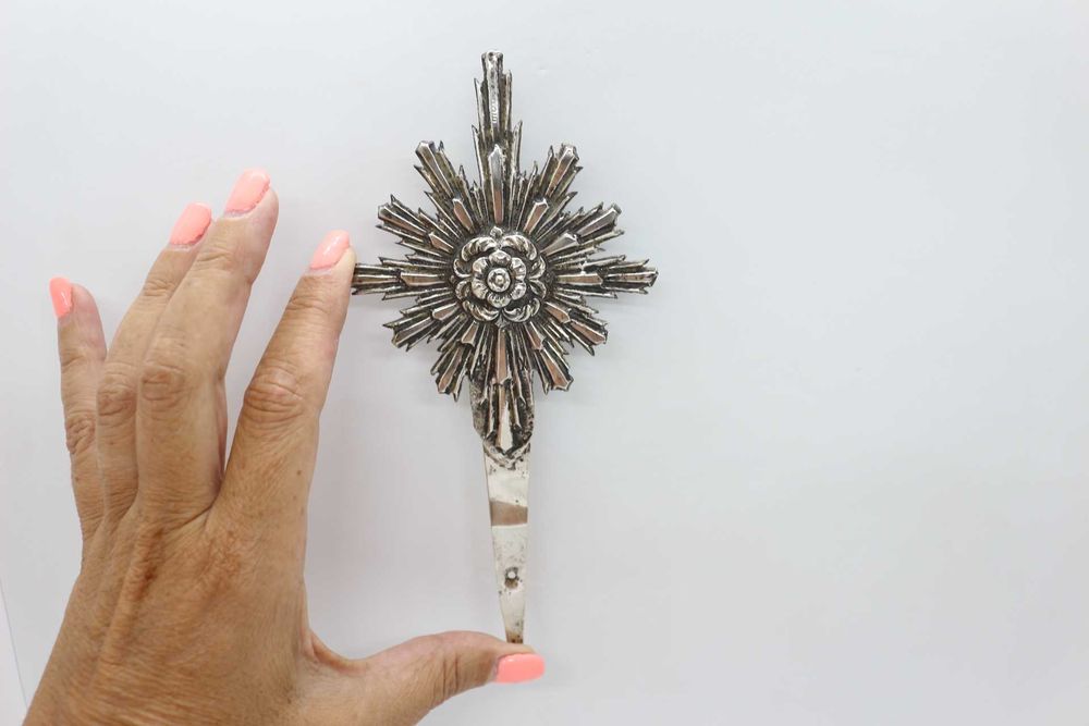 Arte Sacra Resplendor em Prata Floral 12 raios Antigo 8,5X17 altura cm