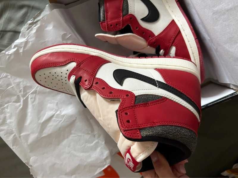 Jordan 1 Retro High OG Chicago Lost And Found R.45