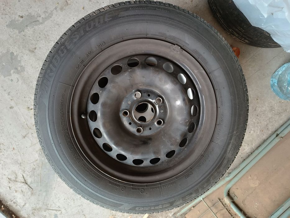 Диски сталеві з резиною і ковпачками R 15