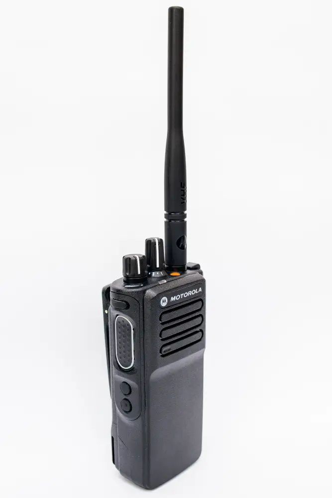 Motorola DP4400e VHF (2 АКУМУЛЯТОРА)