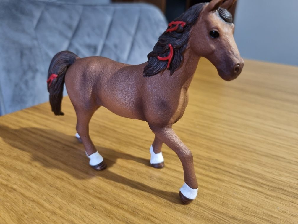 Konik ogier schleich figurka