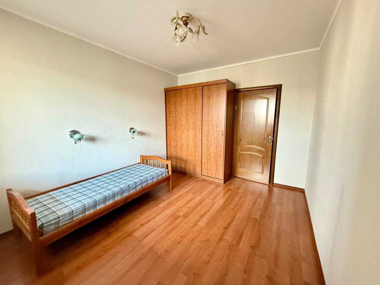 Продам 3 кімн кв Урлівська 5а Ахматової Княжий Затон Осокорки Позняки