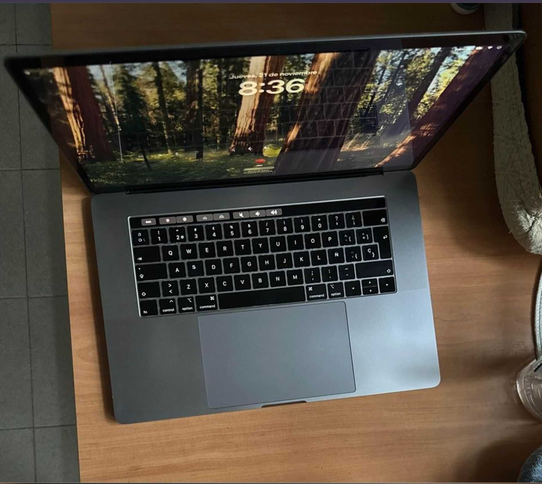 Macbook Pro 15 inch 2018 32Gb Ram 500SSD