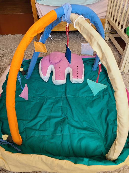 Дитячий килимок-манеж