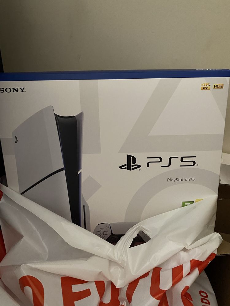 Ps5 slim com leitor 1tb e 1 comando