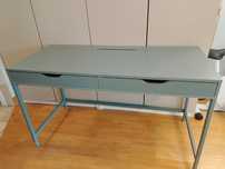 Biurko IKEA piękny kolor, szuflady