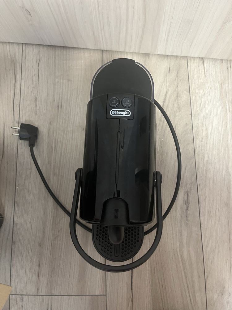 Ekspres nespresso inissia