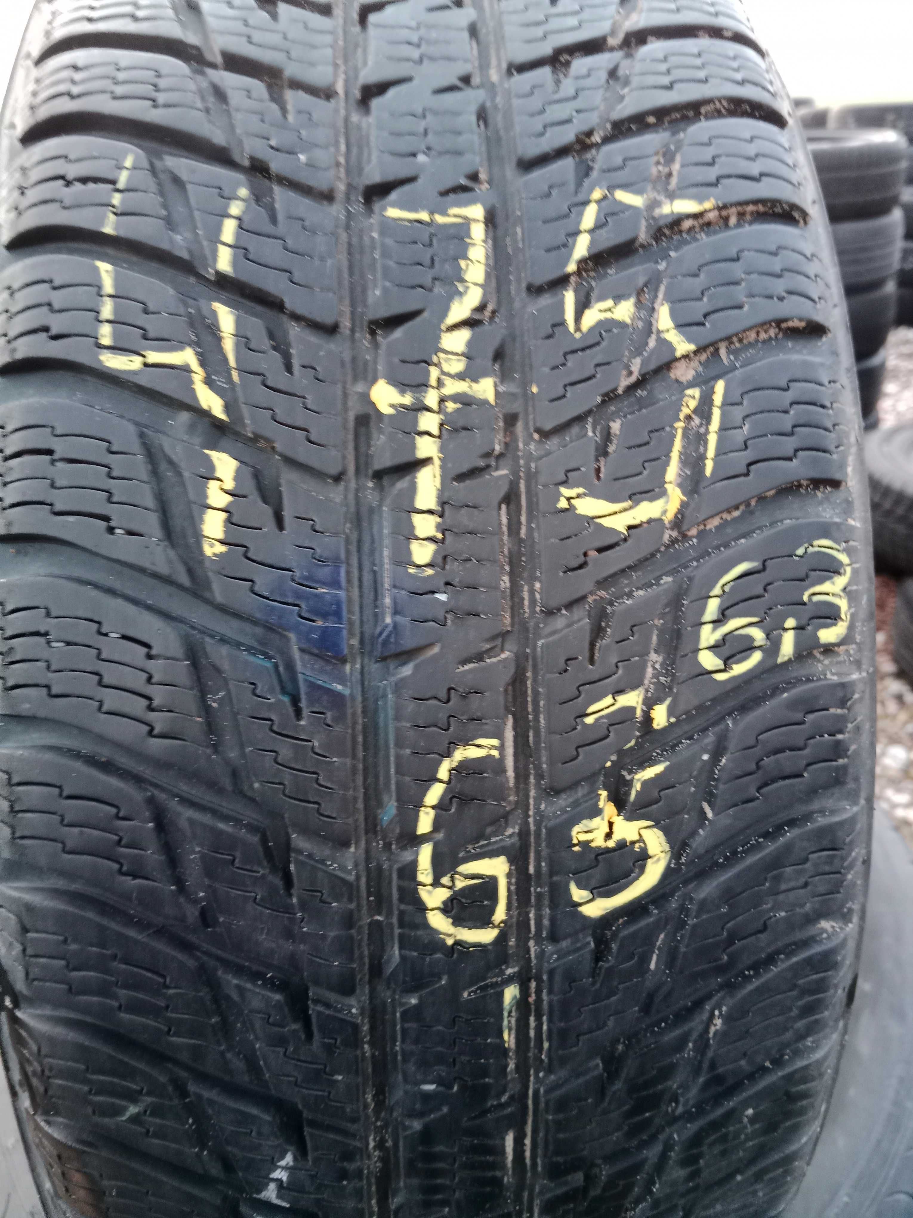 Opona używana 235/60R17 Nokian WR SUV 3 1szt.