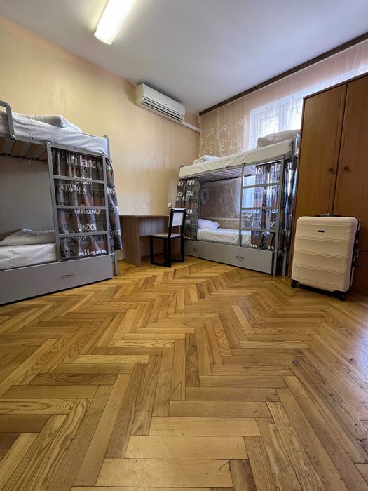 Улучшенное общежитие, правый берег Киева, 1500 грн/месяц!!!