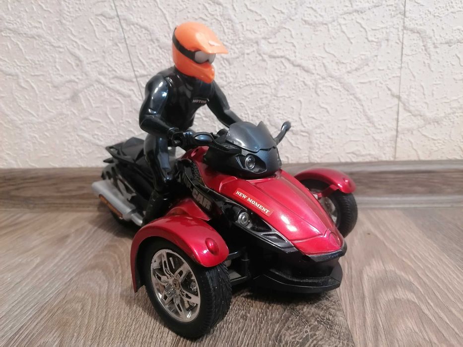 Мотоцикл на радіо керуванні