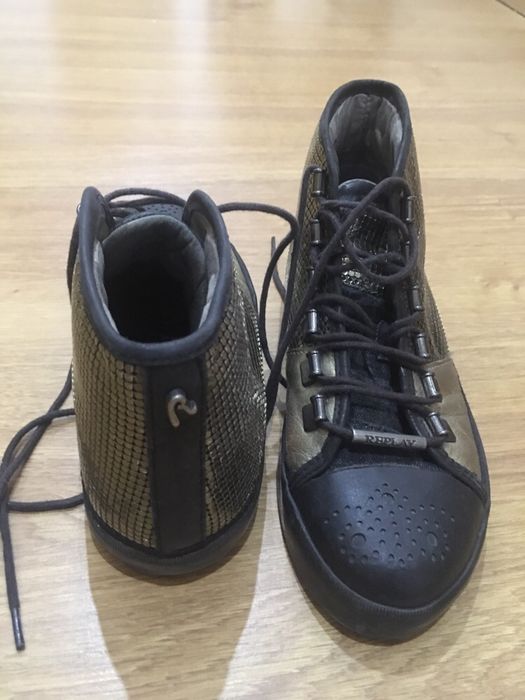 Sapatilhas Replay douradas 37