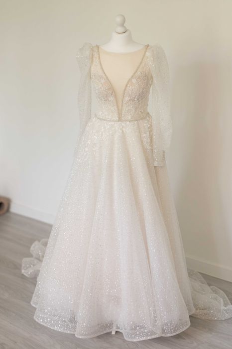 Przepiękna bogato zdobiona suknia ślubna Lanesta Tony