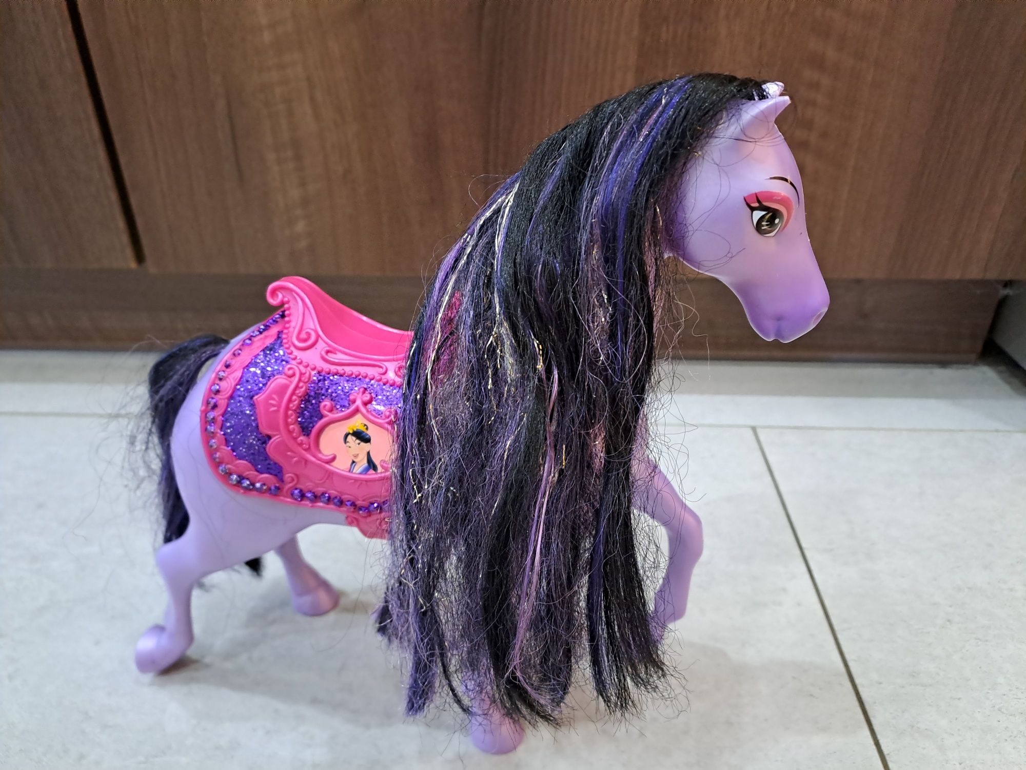 Disney,  Mattel, Mulan, Ariel,Bella,Aurora, koń,  konik