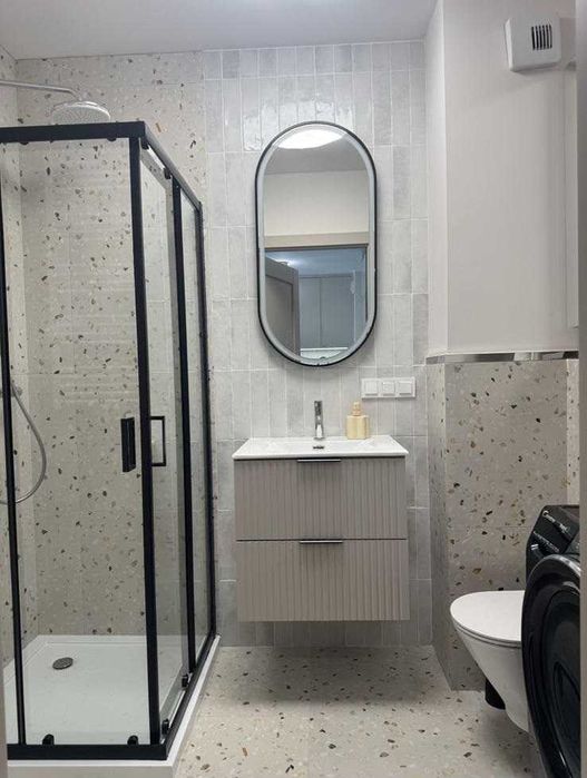 Wysoki standard, mieszkanie z dużym ogrodem i parkingiem