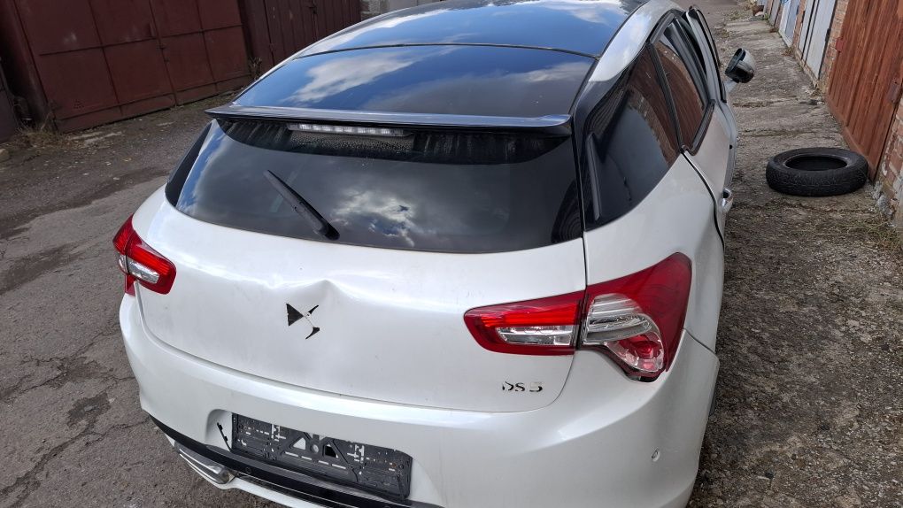Кришка багажника ляда скло Citroen DS5 Citroën ds5 сітроен дс5