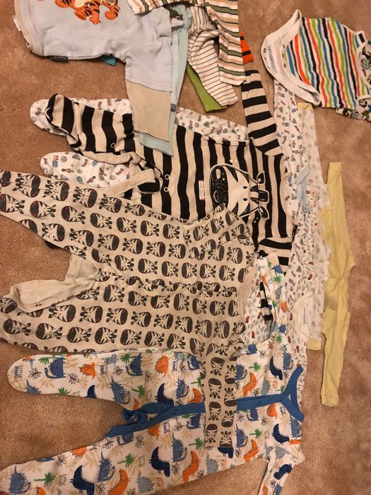 Ubranko do chrztu firmy Krasnal r. 74 + MEGA PAKA 100 szt. wyprawka