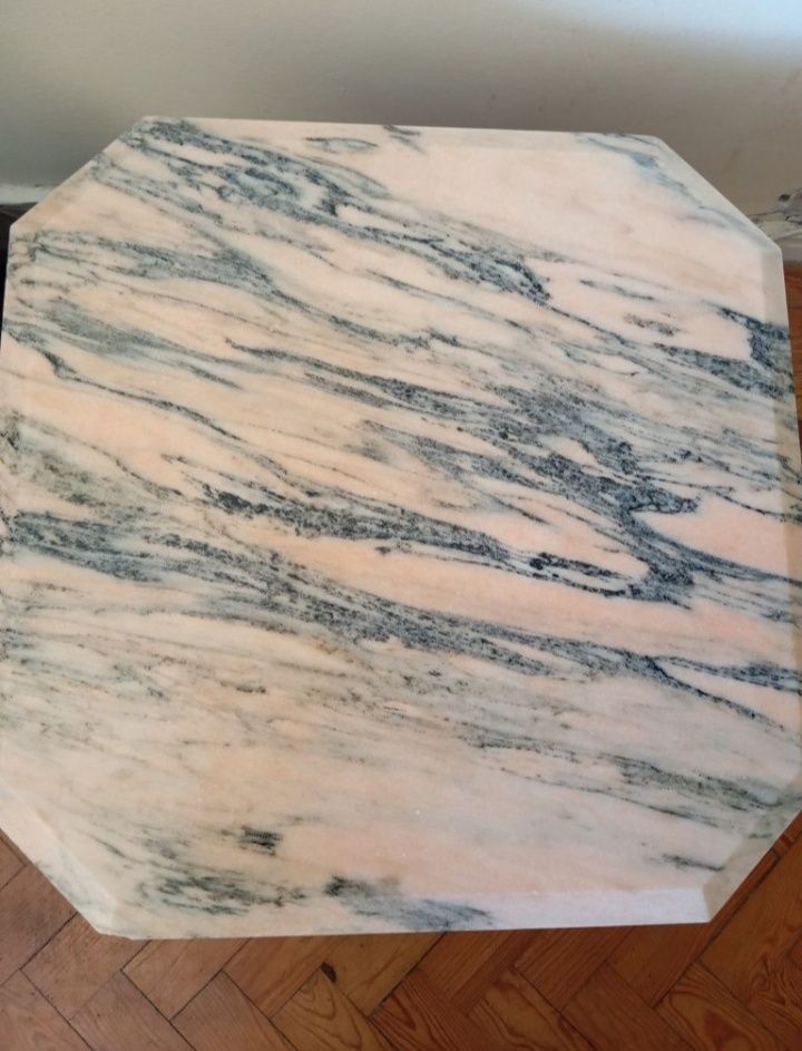 mesa de madeira mogno com tampo de mármore nova