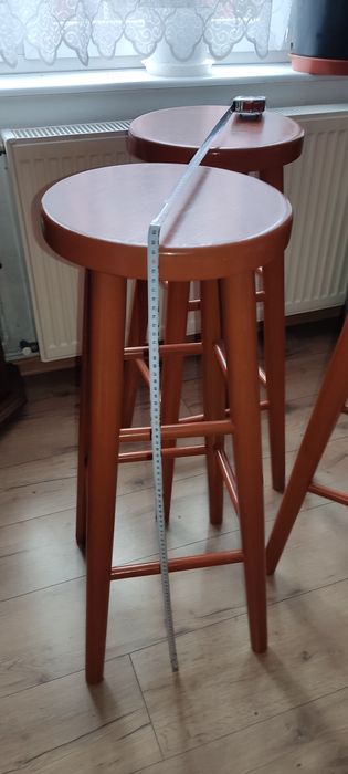 Taborety wysokie trzy sztuki