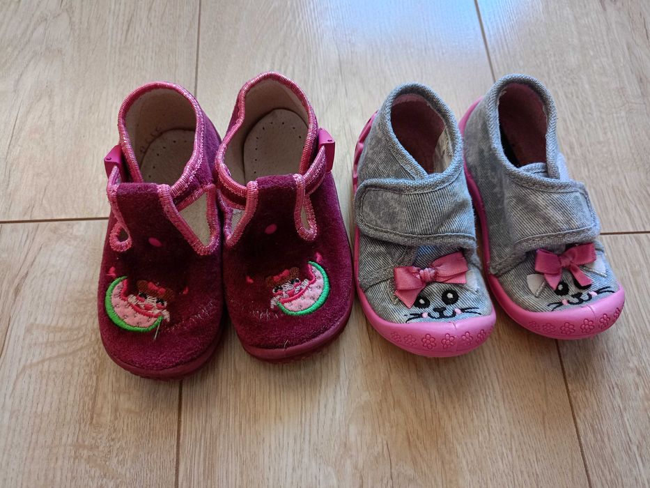 Kapcie dla dziewczynki 21