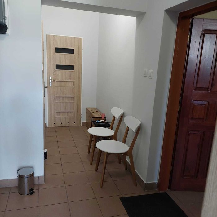 Lokal handlowo - usługowy do wynajęcia w centrum Starachowic - 32m2