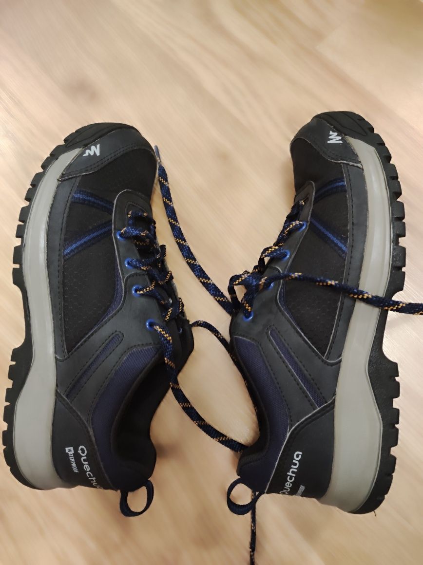 Buty decathlon turystyczne r. 39 quechua