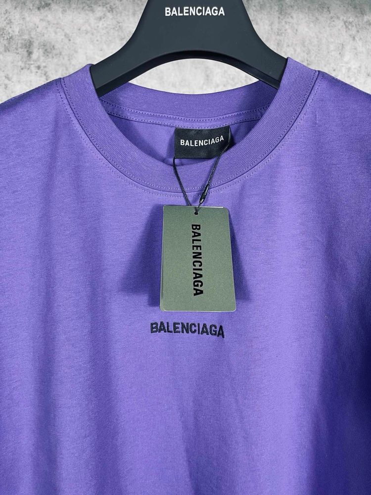 Футболка Balenciaga