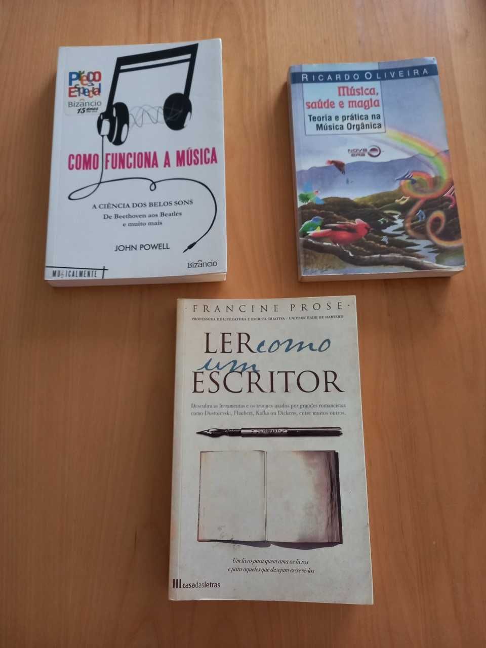 Vários Livros -Descrição e valor dentro do anúncio