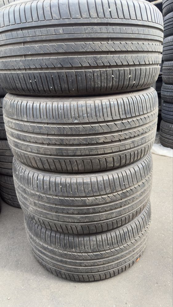 295/40/20  Winrun R330