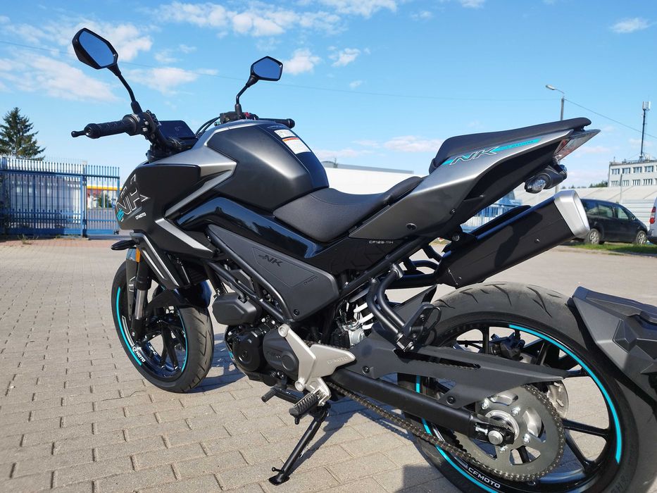 Motocykl 125 CFmoto NK125 chłodzony cieczą