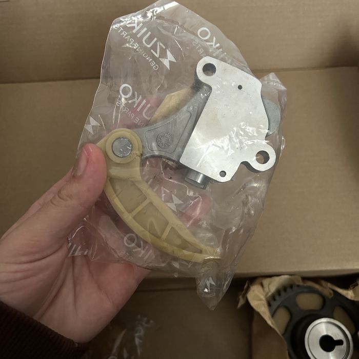 Комплект (частина) ланцюга ГРМ на Honda Accord 9