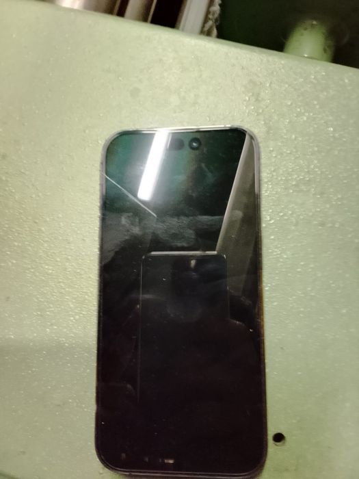 iPhone 14 Pro em bom estado