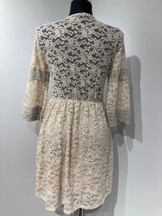 Damska sukienka koronkowa rozmiar uniwersalny