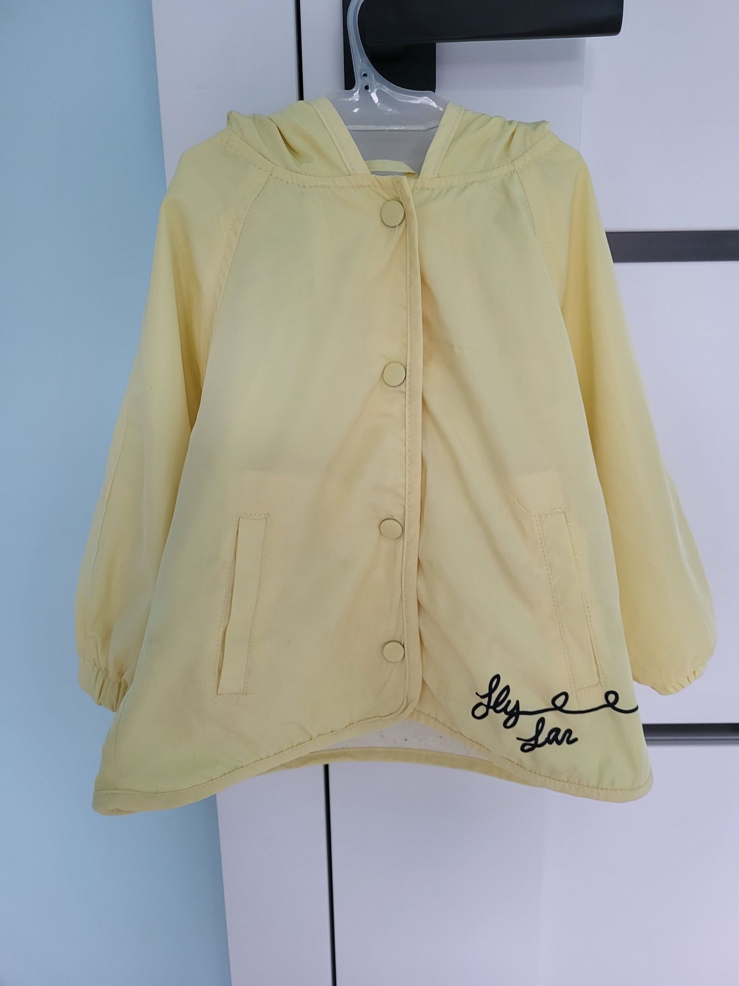 Cienka kurtka Zara r 86